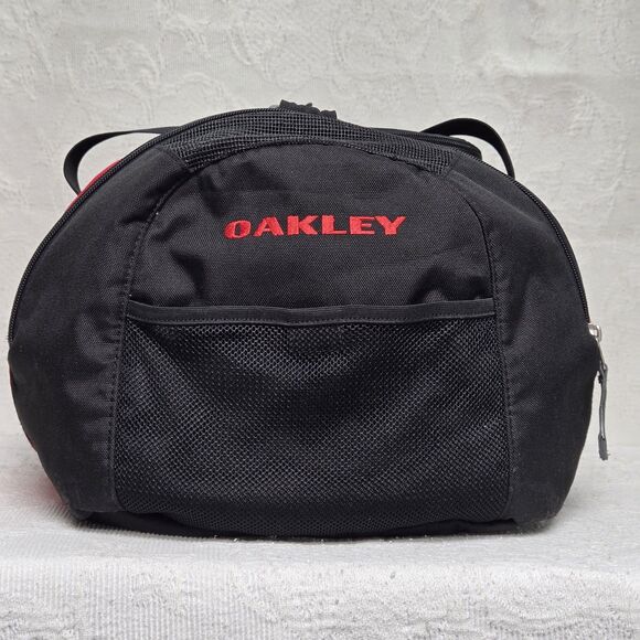 Y2K Oakley Red Black Multi Pocket Duffle Gym Bag Workout  Embroidered Studded - Picture 6 of 16